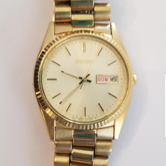 Watch - Picture 3 of 4